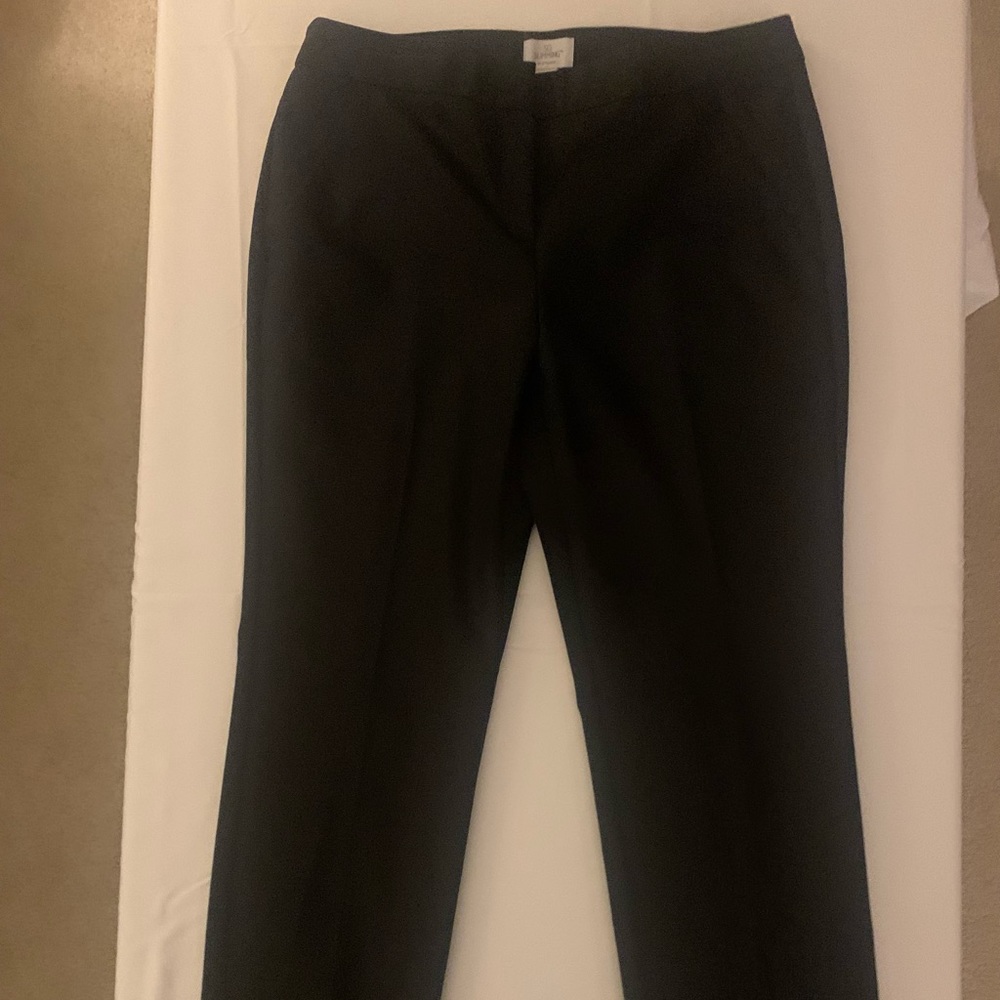 Chico’s So Slimming 1R black slacks